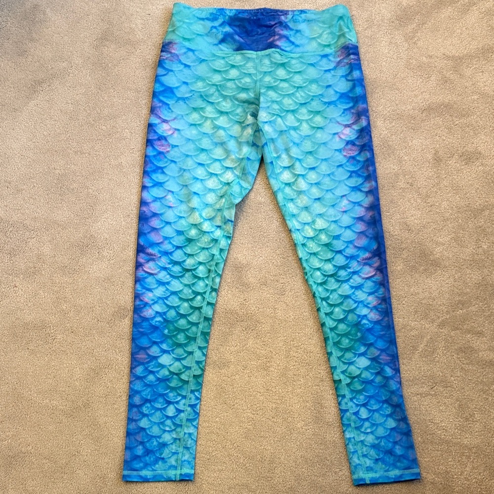 Mermaid Scale Leggings in Blue and Green